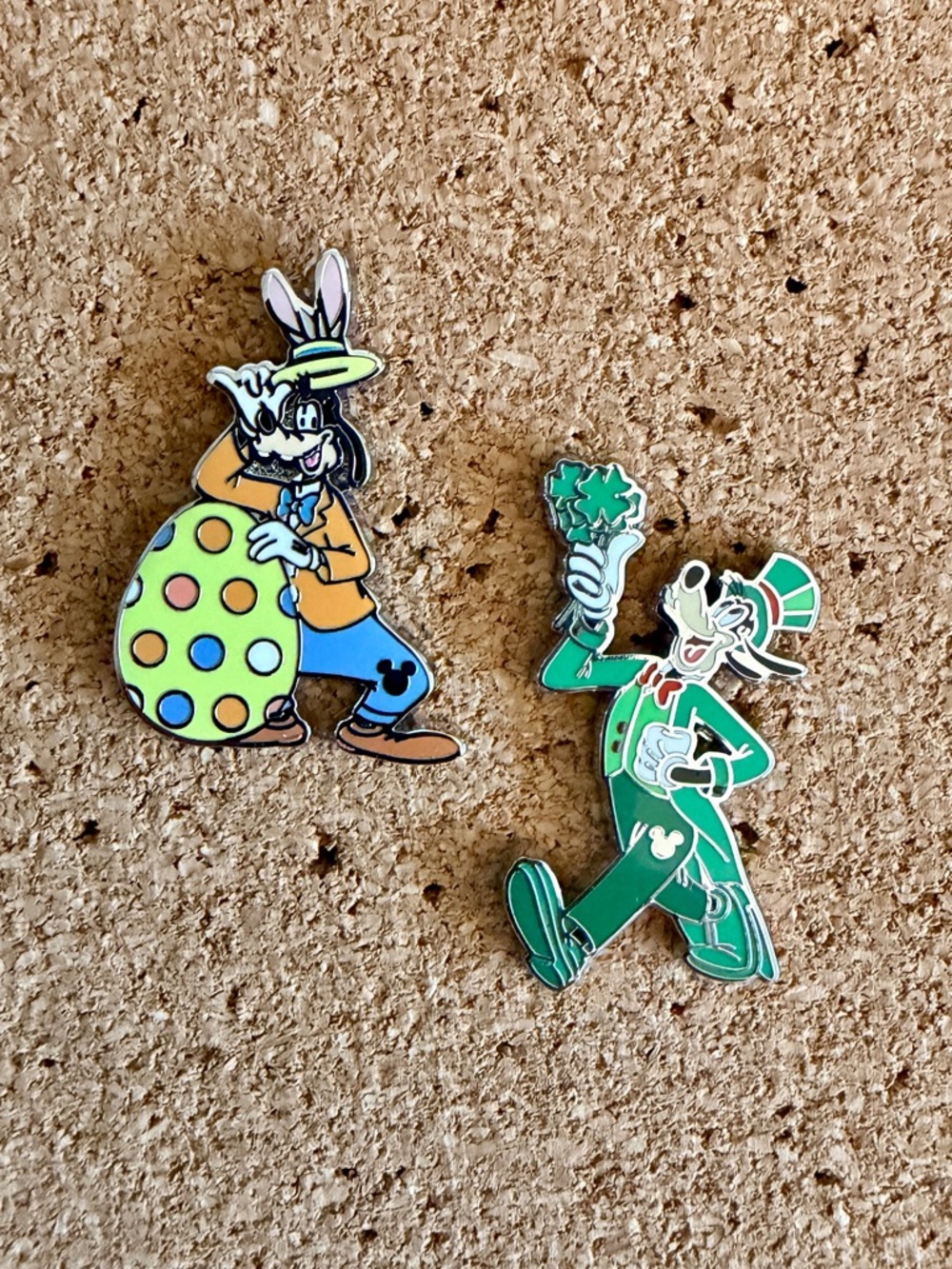 Hidden Disney 2025 Wave A Goofy Enamel Pins - Set of 2 Diamond Pins